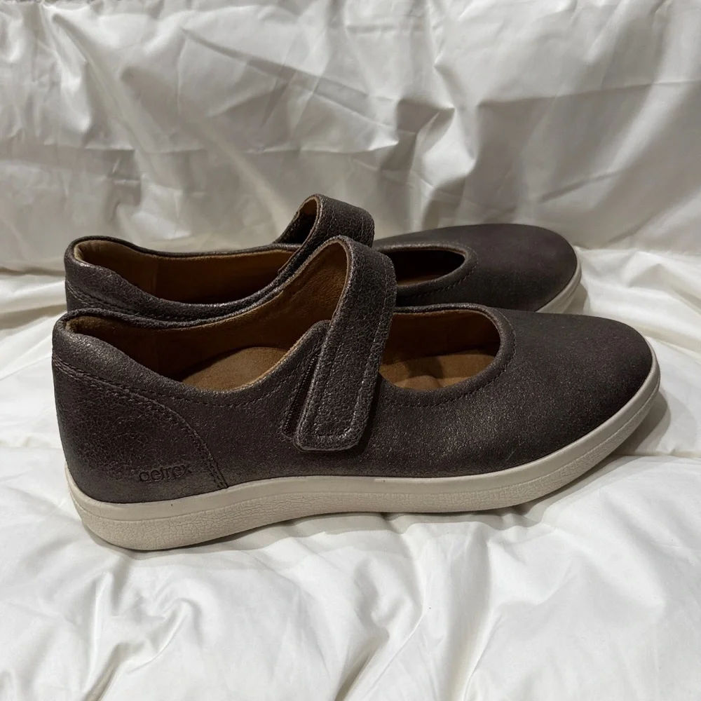 Aetrex Bronze‎ Erica Casual Sneakers Shoes Ladies Size 7 B14